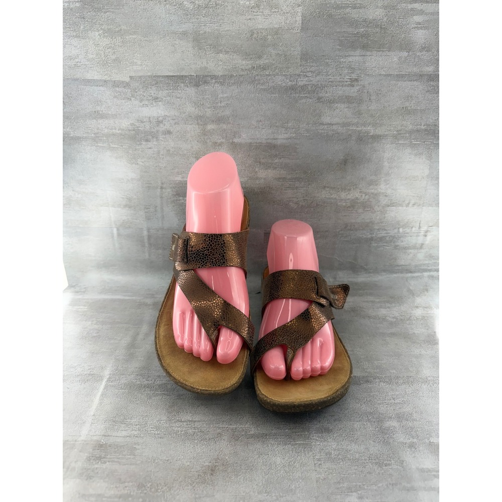 Clarks Women Bronze Metallic Textured Strappy Toe Loop Sandals Sz 8 M 26100641